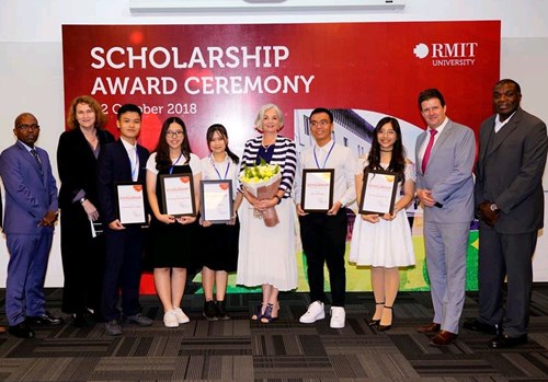 Rmit Vietnam Awards Billions Of Vnd In Scholarships To Students